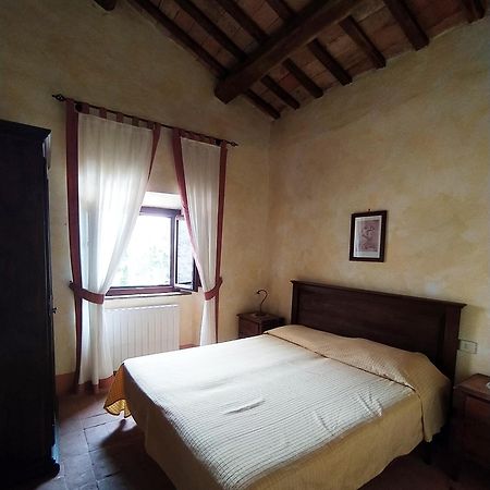 Monastero Le Grazie Hotel Amelia Bagian luar foto