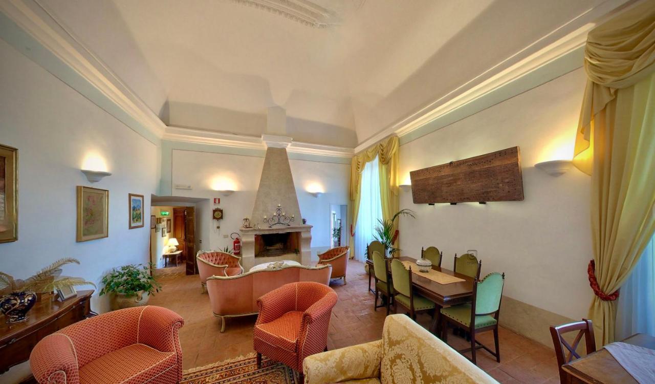 Monastero Le Grazie Hotel Amelia Bagian luar foto