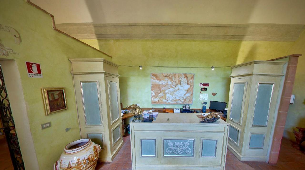 Monastero Le Grazie Hotel Amelia Bagian luar foto